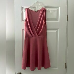 Classic pink dress. V neck. Sexy and innocent. Flary.
